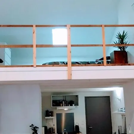 La Maison Des Nomades Netflix Disney Prime Video Apartment *
