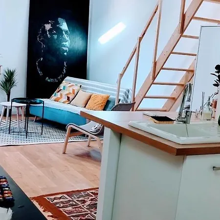 La Maison Des Nomades Netflix Disney Prime Video * Avignon