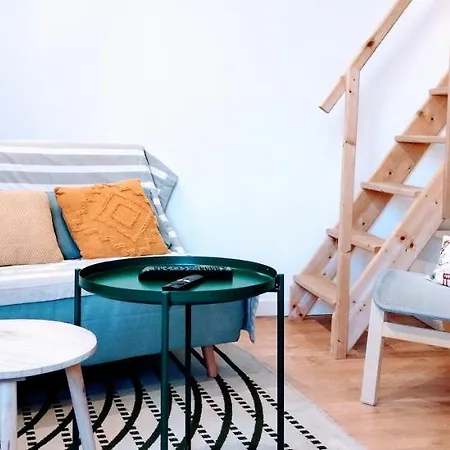 La Maison Des Nomades Netflix Disney Prime Video Avignon