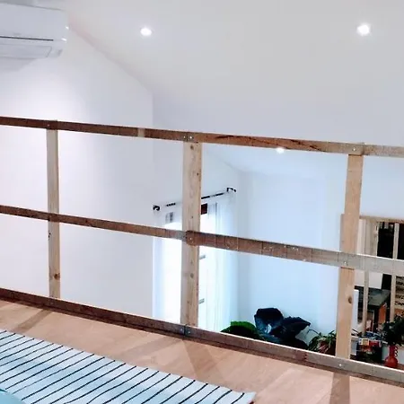 La Maison Des Nomades Netflix Disney Prime Video Apartment