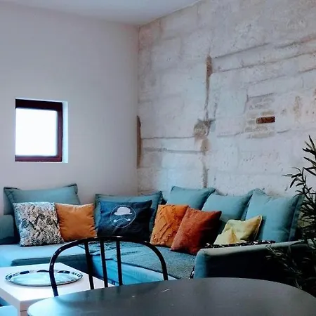 Apartment La Maison Des Nomades Netflix Disney Prime Video Avignon